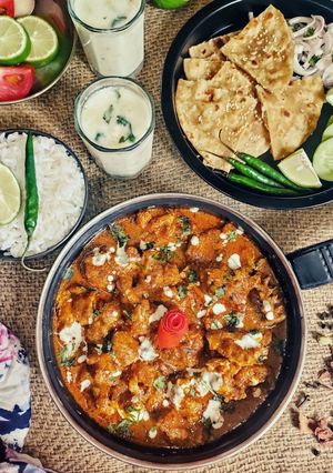 মুর্গ মাখানি, বাটার রুটি(moorg makhani,butter rooti recipe in Bengali) রেসিপির প্রধান ছবি