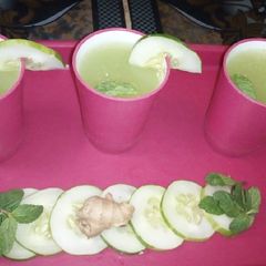 Cucumber and ginger juice A picture of Cucumber and ginger juice.