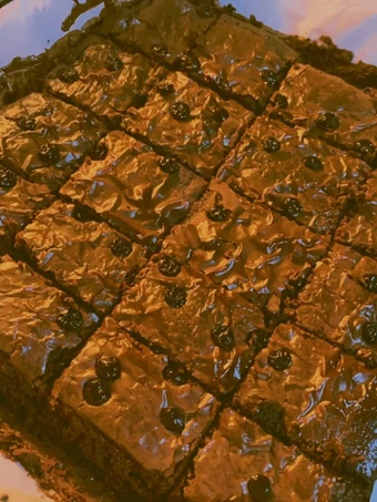 Langkah Mudah untuk Menyiapkan Resep Shiny fudgy brownies yang Menggugah Selera Anti Ribet, Mantap Sekali