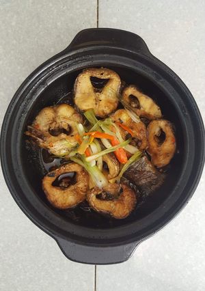 Hình của món Cá lóc kho tộ.