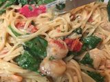 One pot cheesy shrimp pasta