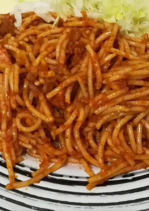 Una foto de Espagueti con chorizo 🍝