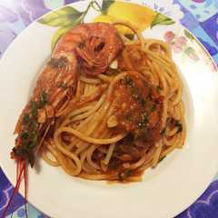 Foto di Spaghetti al sugo di gamberi