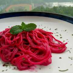 A picture of Creamy Pitaya Pasta (spaghetti krim buah naga).
