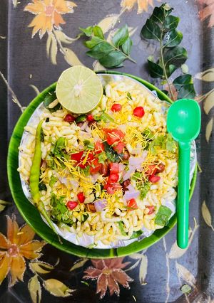 A picture of Kara pori Evening snacks in Tamilnadu.