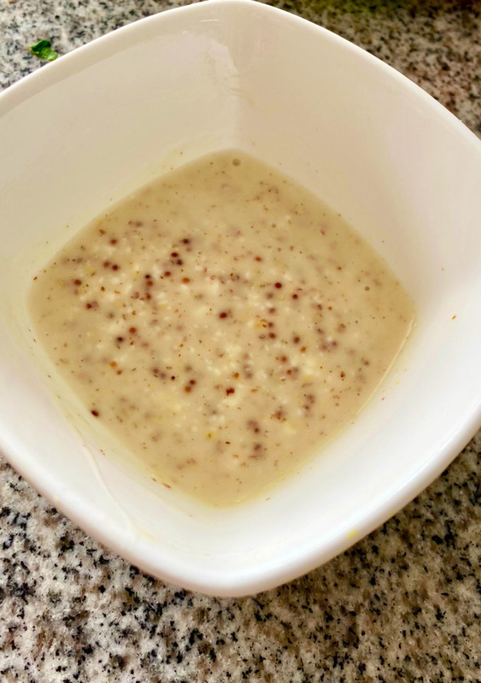 Una foto de Dressing light de Yoghurt & Mostaza