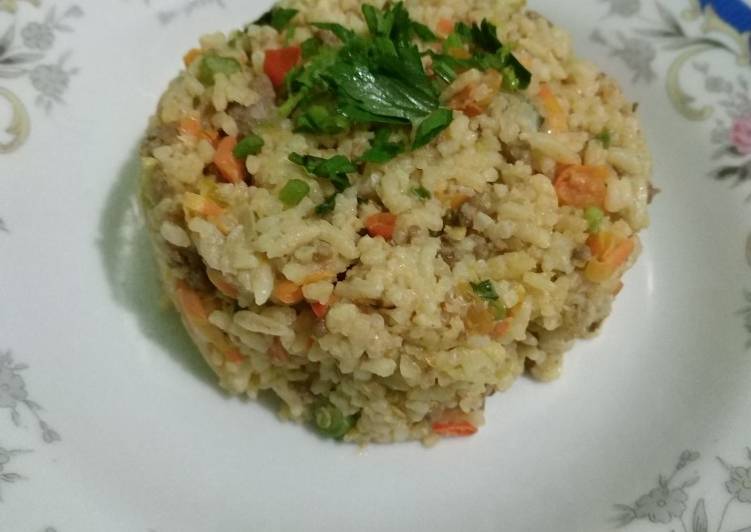 Nasi goreng tomat daging