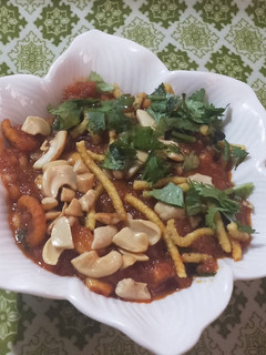 કાજુ ગાંઠિયા નું શાક (Kaju Ganthiya Shak Recipe In Gujarati) રેસીપી મુખ્ય ફોટો
