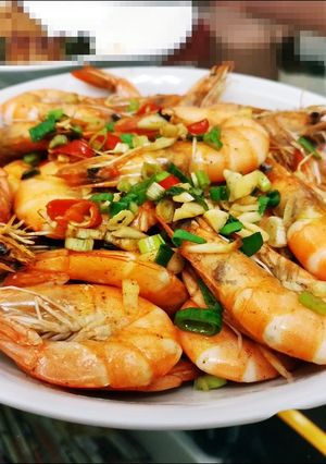 【氣炸鍋料理】蔥蒜椒鹽蝦 的食譜成品照片