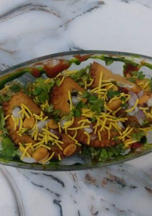 લીલી તુવેર ના ઘૂઘરા (Lili Tuver Ghughra Recipe In Gujarati) રેસીપી મુખ્ય ફોટો