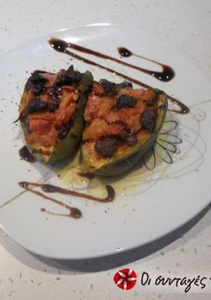 Φωτογραφία της συνταγής Πιπεριές γεμιστές με Κυπριακό παστουρμά