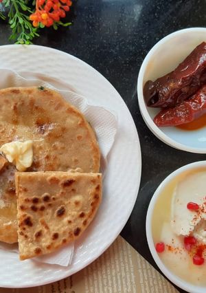 पंजाबी आलू पराठे (punjabi Aloo paratha recipe in Hindi) रेसिपी मुख्य फोटो