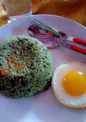 Foto resep Nasi Goreng Ijo (Bayam)