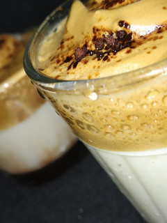 டால்கனோ காஃபி (Dalgona coffee recipe in tamil) செய்முறை முக்கிய புகைப்படம்