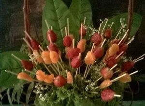Una foto de Ramo de frutas para el cumpleaños de mí hermano 😊
