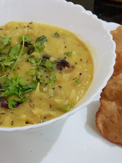 உருளைக்கிழங்கு மசாலா ரெஸ்டாரண்ட் ஸ்டைல் (Uralaikilangu Masala Recipe in Tamil) செய்முறை முக்கிய புகைப்படம்