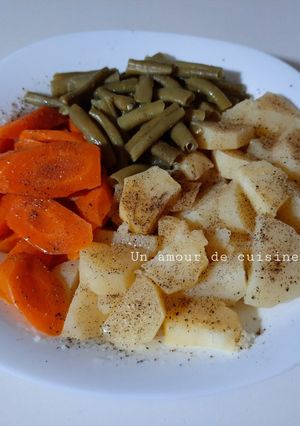 Une photo de Salade trio de légumes vapeur 🍴