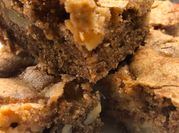 A picture of apple cake