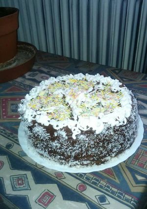 Egyszerű csokikrémes csokitorta recept fotója