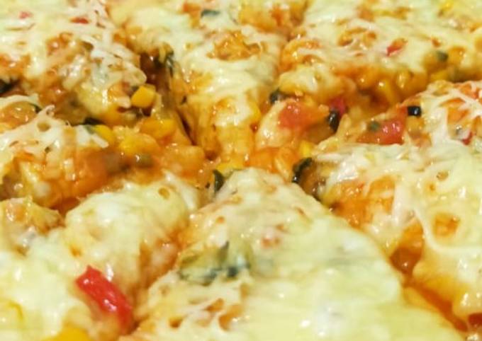 Resep Pizza Ayam Jagung (Ala Rumahan) Anti Gagal