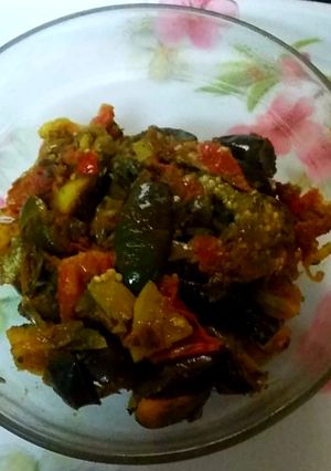 A picture of Aloo Baigan.