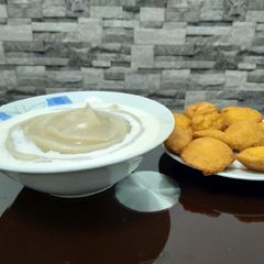 A picture of Akara and Pap.