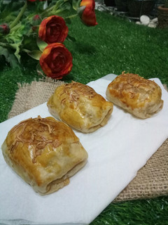 Foto resep Bolen pisang keju Bandung