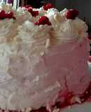 Torta artesanal de merengue frambuesa
