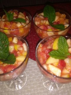 صورة لوصفة سلاطة الفواكه 🍇🍏🍓🍑🍍🍋🍐🍒