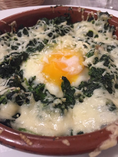 Una foto de Espinacas gratinadas