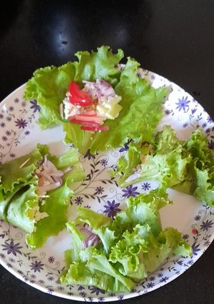 A picture of Lettuce Salad Packet.