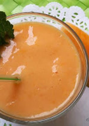 A picture of Musk melon smoothie.