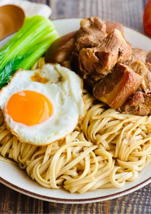 滷肉拌麵 / 清冰箱 的食譜成品照片