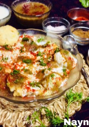 A picture of Dahi Vada.