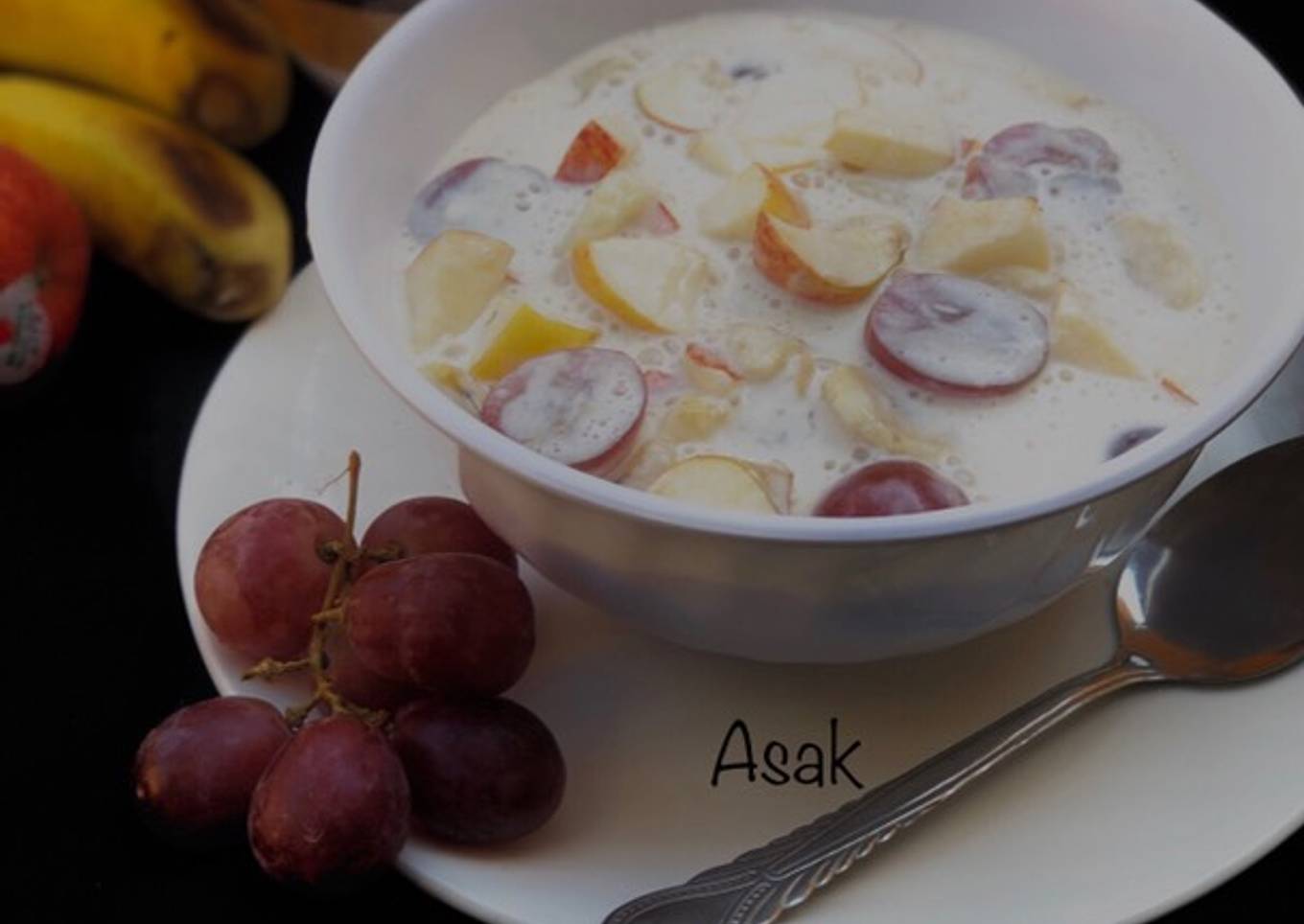 Creamy fruit salad