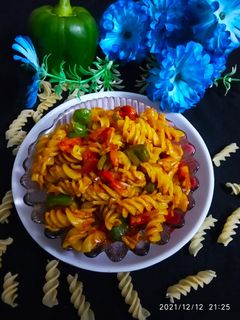 वेज पास्ता(veg pasta recipe in hindI) रेसिपी मुख्य फोटो
