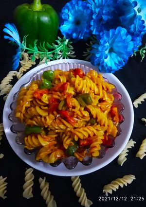 वेज पास्ता(veg pasta recipe in hindI) रेसिपी मुख्य फोटो