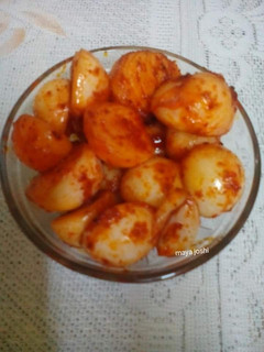 A picture of Onion pickle.