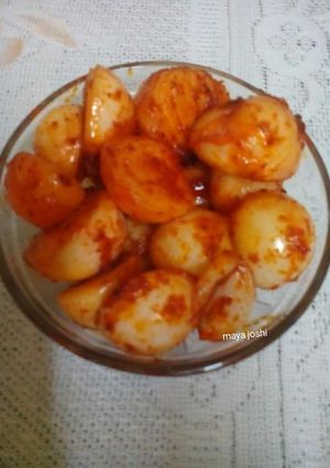 A picture of Onion pickle.