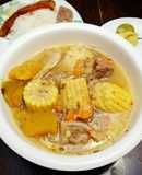 Sopón de Hueso de Paleta, Arroz y Tajadas