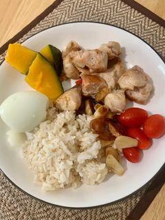 รูปของ อกไก่ย่าง ไข่ต้ม