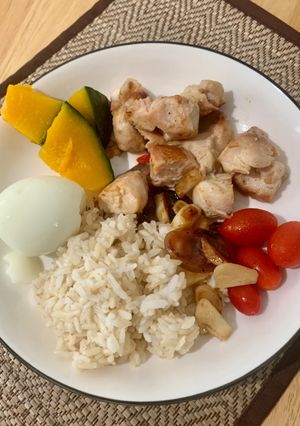 รูปของ อกไก่ย่าง ไข่ต้ม