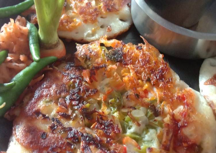 Recipe of Any-night-of-the-week #morning breakfast# food seekers vegetables cheese uttappam