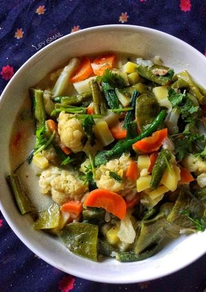 শাহী স্টাইল ভেজিটেবল রেসিপির প্রধান ছবি