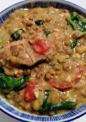 A picture of Monggo (Filipino mung bean stew).