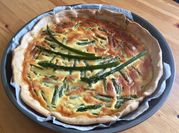 Une photo de tarte asperges
