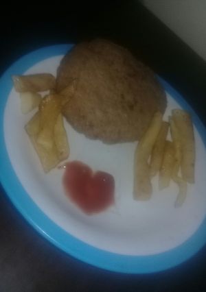 صورة لوصفة صحن همبرجر لذيذ للعشاء🍔🍟
