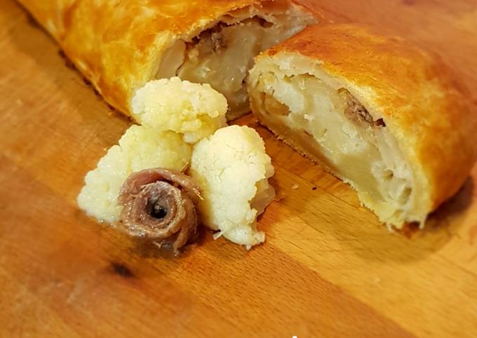 Ricetta di Fatto in casa super veloce Strudel salato con cavolfiore e provola ♡
