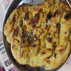 A picture of Garlic bread recipe.