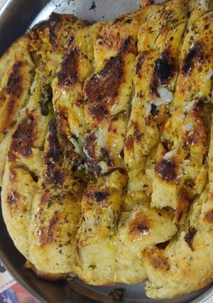 A picture of Garlic bread recipe.